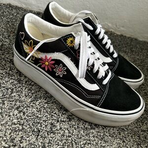 Vans Women's Black Floral Sneakers